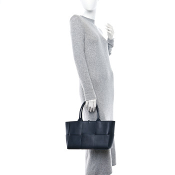 BOTTEGA VENETA Nappa Maxi Intrecciato Small Arco Tote Space